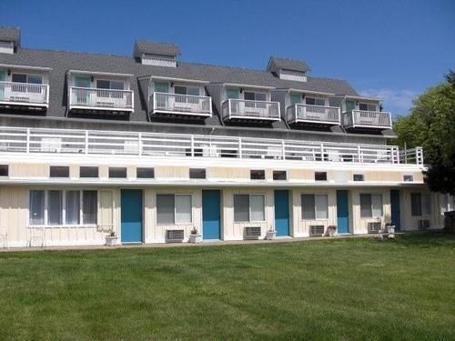 צ'ארלסטאון The Windswept Inn מראה חיצוני תמונה