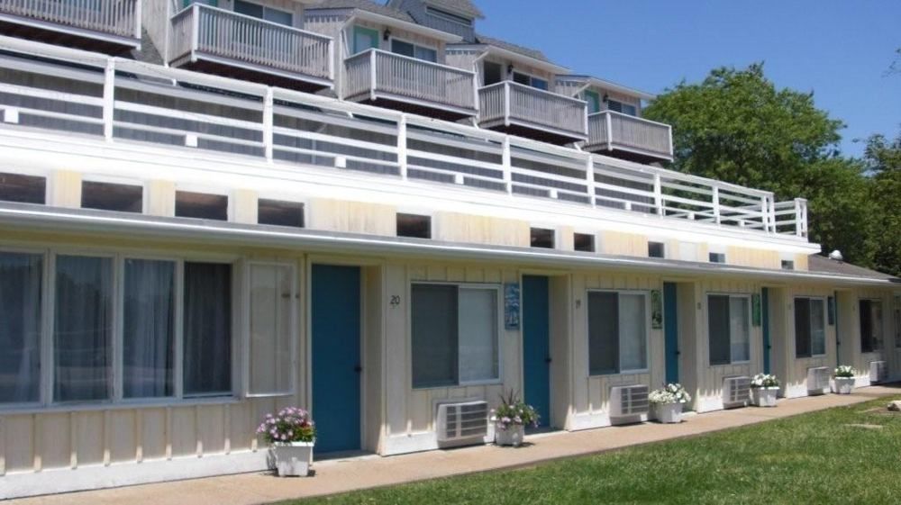 צ'ארלסטאון The Windswept Inn מראה חיצוני תמונה